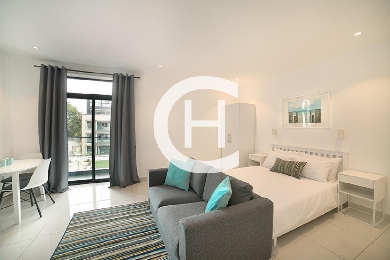Embassy Gardens By Clifton Homes アクラ エクステリア 写真
